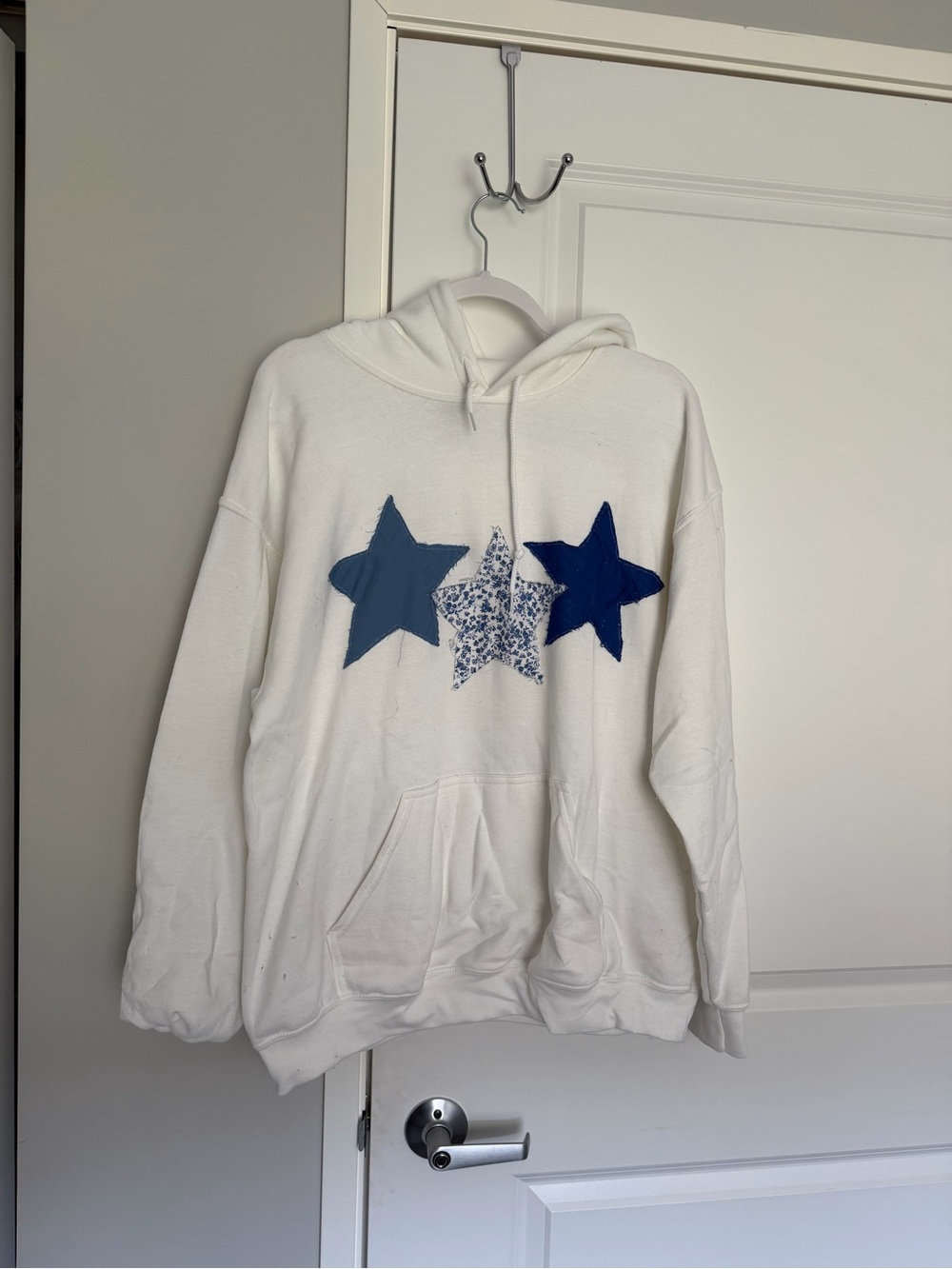 White Men's Hoodie with Blue Star Appliqué